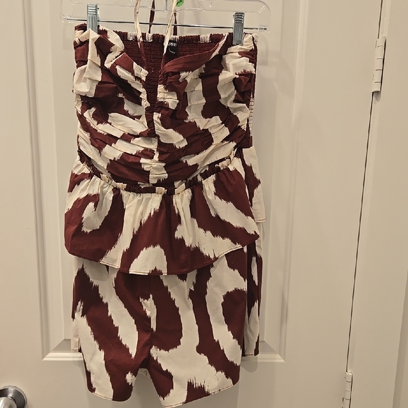 Express Stylish Burgandy and White Women's Halter Strap Lined Romper worn once - Picture 1 of 3